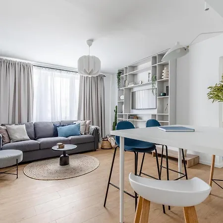 Apartment Royal Atheneum By Citylife Suites *
