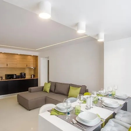Apartment Royal Atheneum By Citylife Suites Bucharest