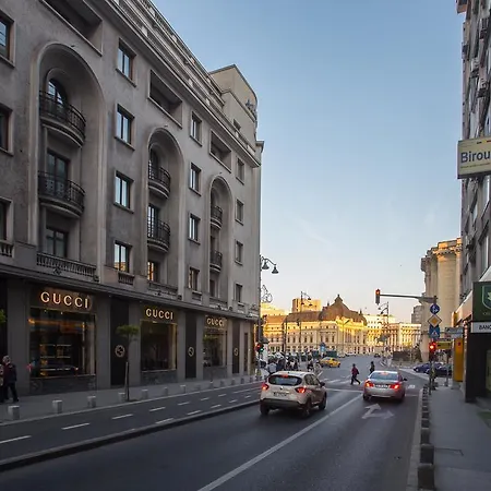 Apartment Royal Atheneum By Citylife Suites